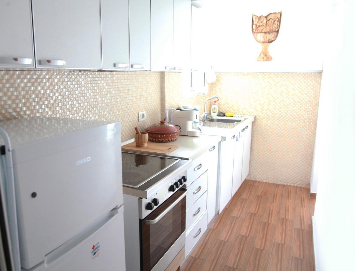 Cozy Central Apartment 티라나 외부 사진